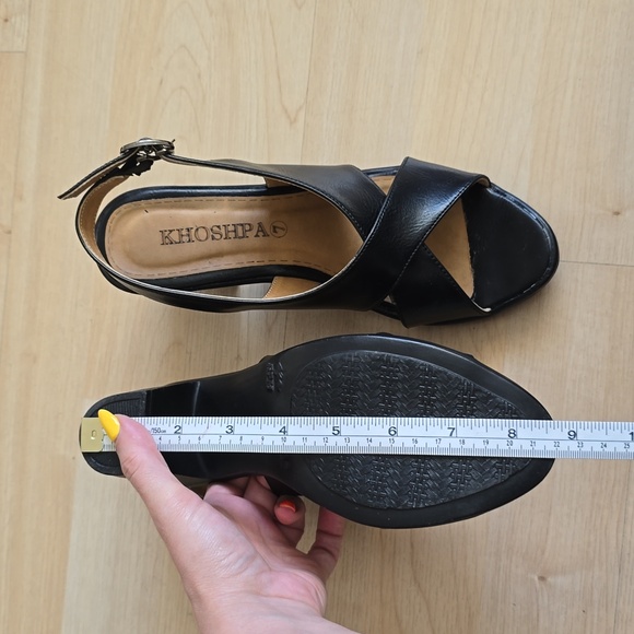 Women Black Leather Peep Toe Block Heels Pumps Size 6 - Picture 10 of 11